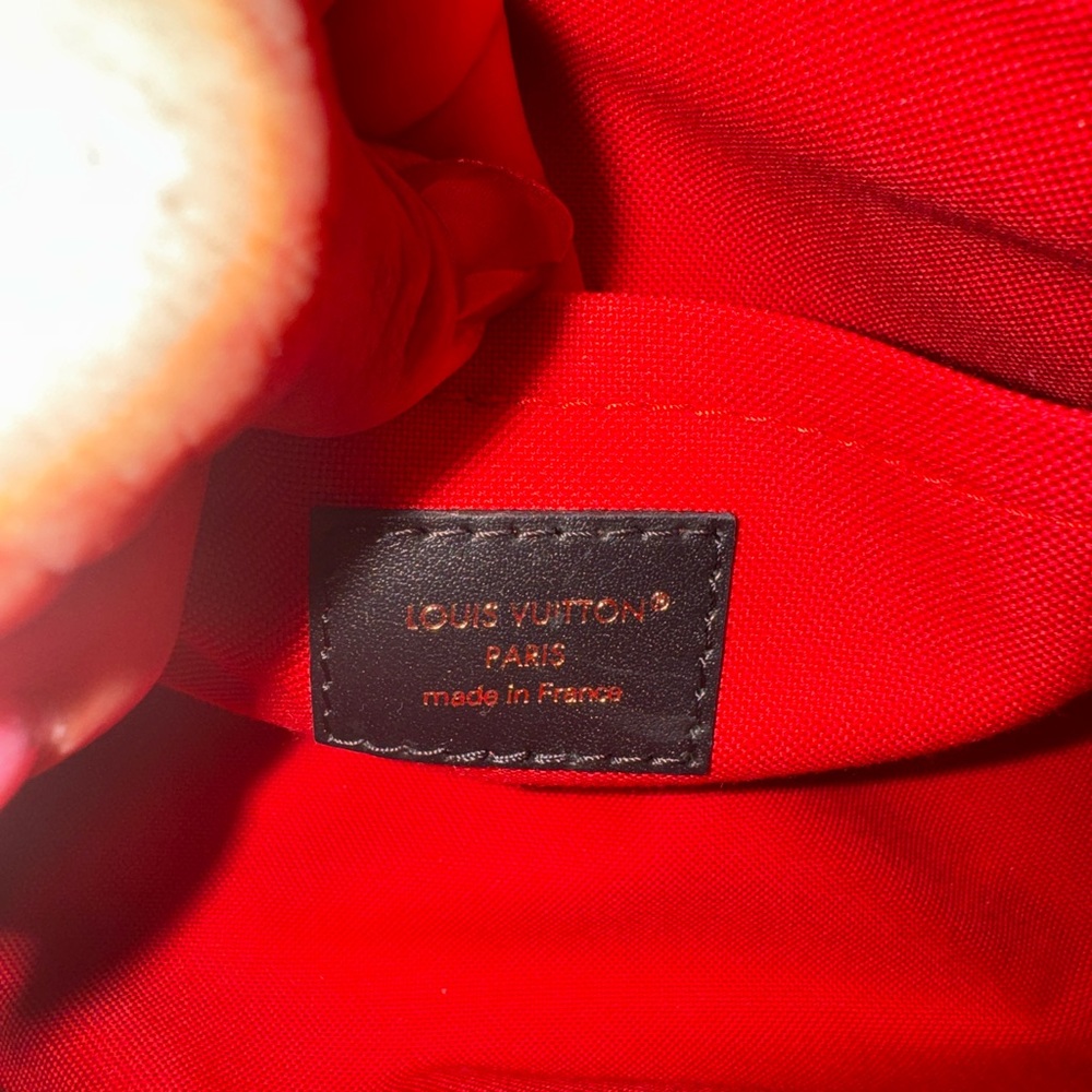 Louis Vuitton OnTheGo East West Chain - Picture 9 of 12